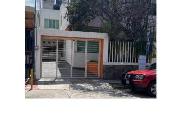 Casa de 5 habitaciones, Guadalajara · Propiedad Comercial Ideal Para Oficinas, Colonia Lafayette