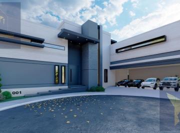 Casa · 900m² · 5 Recámaras · 4 Estacionamientos · Casa en Venta en Sierra Alta, Carretera Nacional, Monterrey.