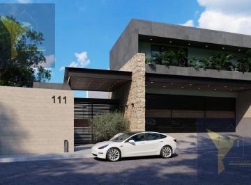 Casa · 1002m² · 4 Recámaras · 4 Estacionamientos · Casa en Venta en San Pedro Garza García, San Ángel, Chipinque.
