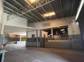 Bodega comercial · 1600m² · Se Renta Bodega Comercial en Zona Centro