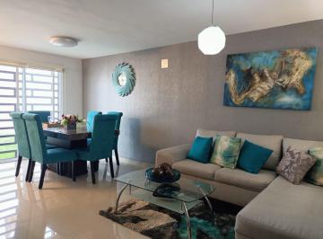 Casa · 151m² · 3 Recámaras · 2 Estacionamientos · Casa en Renta Amueblada Privenza - Apodaca