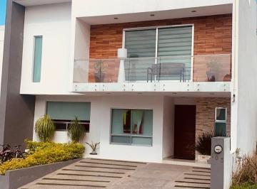 Casa en condominio de 3 habitaciones, El Marqués · Casa en Venta en Zibata