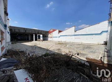 Terreno / Lote · 300m² · Oportunidad de Inversión Para Vivienda a 5 Minutos de Toreo de 4 Caminos