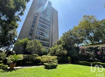 Departamento · 279m² · 2 Recámaras · 2 Estacionamientos · Se Vende Departamento en Corinto con Hermosa Vista Panoramica Av Paseo de Las Palmas