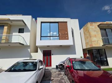 Casa · 248m² · 3 Recámaras · 2 Estacionamientos · Av Cumbres de Juriquilla 1047 Condominio Monte Everest Casa 107, Cumbres de Juriquilla, Querétaro