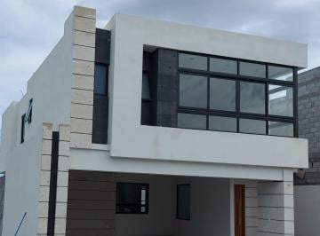 Casa de 3 habitaciones, Saltillo · Casa en Venta en Residencial La Escondida