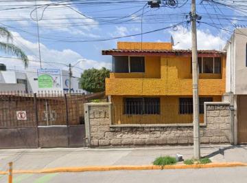 Casa de 3 habitaciones, León · Casa en Venta en Jardines de Jerez, Leon de Los Aldama, Guanajuato.