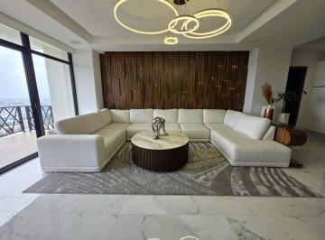 Departamento · 280m² · 3 Recámaras · 3 Estacionamientos · Departamento en Venta, en Zona Campanario, Queretaro