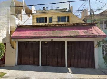 Casa de 4 habitaciones, Nezahualcóyotl · Venta de Casa en Metropolitana 3a Secc Nezahualcoyotl