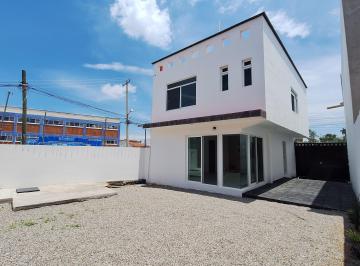 Casa de 3 habitaciones, Cuernavaca · Venta Casa Sola en Tzompantle Cuernavaca