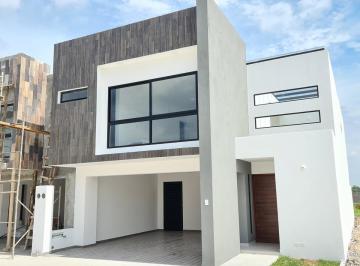 Casa · 225m² · 3 Recámaras · 2 Estacionamientos · Casa Nueva en Venta en Residencial Real Campestre Zona Country
