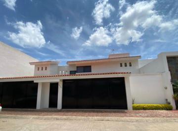 Casa de 4 habitaciones, León · Casa en Venta, Haciendas de Santa Fe