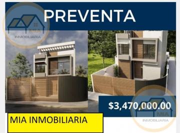 Casa · 180m² · 3 Recámaras · 2 Estacionamientos · Casa en Venta en San Miguel Mz. Frac. Lomas de La Rioja