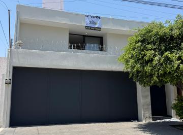 Casa de 3 habitaciones, Zapopan · Excelente Casa en Venta en Loma Bonita