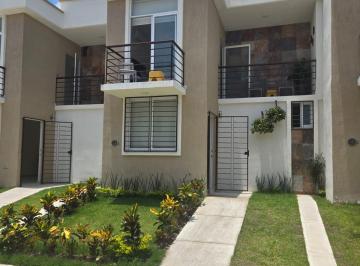 Casa de 3 habitaciones, Puerto Vallarta · Ultima Casa en Venta La Calma a 6 Cuadras del Cuc a Estrenar.