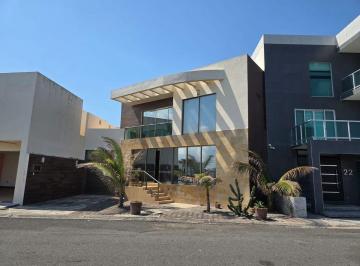 Casa de 3 habitaciones, Alvarado · Casa en Venta Lomas del Sol, Alvarado