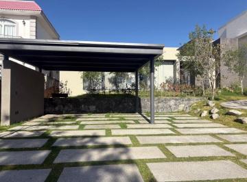 Casa de 4 habitaciones, León · Casa Una Planta con 4 Habitaciones en Venta, 1000 m² Superficie de Terreno, Country Club Gran Jardín