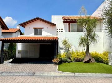 Casa de 3 habitaciones, Querétaro · Casa en Venta en Lomas del Campanario Queretaro