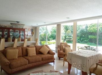 Casa de 4 habitaciones, Naucalpan de Juárez · Casa en Venta en Lomas de Tecamachalco con Terraza y Jardin