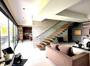 Casa de 3 habitaciones, Chihuahua · Casa en Venta Moderna en Misión del Valle $7,750,000