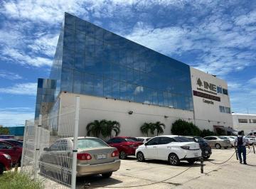 Fachada · Local Comercial en Segunda Planta