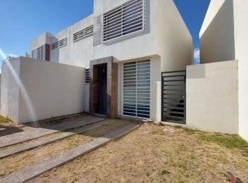 Casa en condominio · 3 Recámaras · 2 Estacionamientos · Casa en Condominio en Fraccionamiento Villa Sur