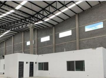 Bodega comercial · 2800m² · 12 Estacionamientos · Nave Industrial en Industrial Martel de Santa Catarina