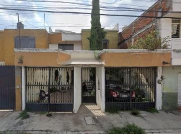 Casa en Venta de 3 habitaciones Jardines de Guadalupe · Casa en Venta en Jardines de Guadalupe, Morelia, Michoacan.