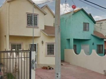 Casa de 3 habitaciones, Chihuahua · Casa en Venta en Paseos de Chihuahua, Chihuahua.