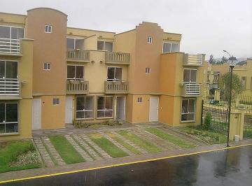 Casa en condominio de 3 habitaciones, Tultepec · Casa en Venta Blvd. El Dorado Santiago Teyehualco Tultepec Edomex