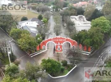 Terreno / Lote · 1656m² · Terreno en Santiago