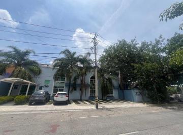 Terreno comercial · 1351m² · Jardines del Bosque, Esquina en Venta, Guadalajara.