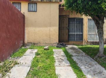 Casa de 2 habitaciones, Xochitepec · Casa en Villas de Xochitepec