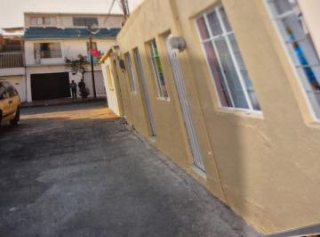 Casa uso de suelo de 4 habitaciones, Iztacalco · Muy Buena Inversión con 3 Casas en Renta en Planta Baja