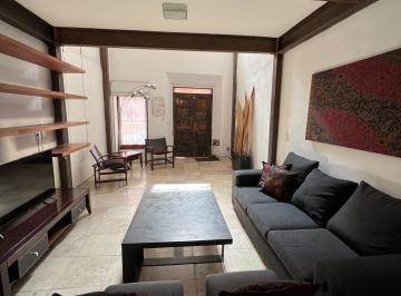 Casa de 2 habitaciones, Querétaro · Casa en Renta Amueblada Centro Histórico