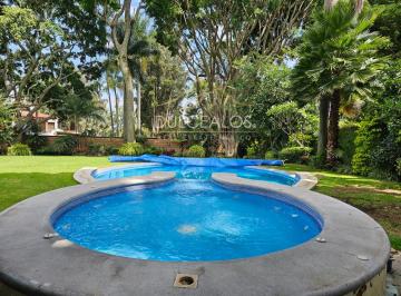 Casa de 4 habitaciones, Cuernavaca · Renta Casa Vacacional Estilo Cuernavaca Gran Cocina, Jardín, Alberca, Jacuzzi 4 Recs