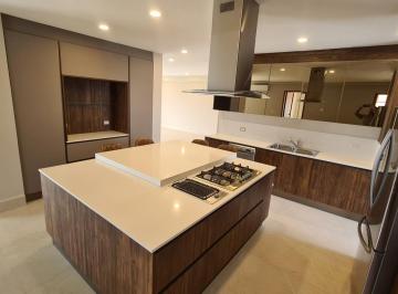 Departamento · 300m² · 3 Recámaras · 4 Estacionamientos · Exclusivo Penthouse en Renta Semi Amueblado