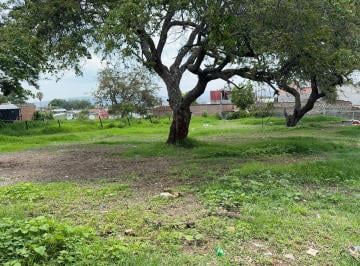 Terreno / Lote , San Pedro Tlaquepaque · Terreno en Esquina en Tateposco (Santa Cruz de Las Huertas)