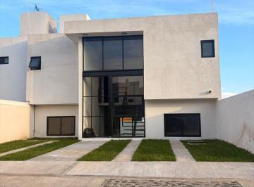 Casa · 150m² · 4 Recámaras · 2 Estacionamientos · Casa Nueva en Venta en Lomas de Cortes, Cuernavaca