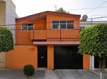 Casa de 5 habitaciones, Azcapotzalco · Casa en Nueva Santa Maria en Recuperacion Bancaria