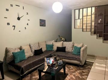 Casa · 210m² · 3 Recámaras · 1 Estacionamiento · Venta de Casa en Saltillo Coahuila por La Aurora