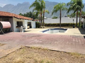 Terreno / Lote de 4 habitaciones, San Pedro Garza García · Terreno en Venta en San Pedro Garza García, Casco Urbano de 2,600 m²
