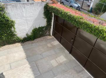 Casa · 3 Recámaras · 2 Estacionamientos · Casa en Renta en Milenio III