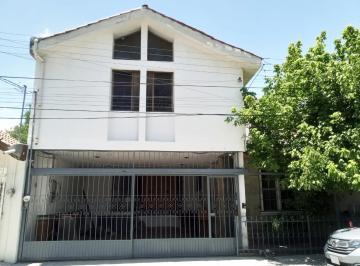 Casa de 4 habitaciones, Saltillo · Casa Venta en Col. Insurgentes