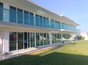 Casa · 1103m² · 10 Recámaras · 4 Estacionamientos · Casa - Fraccionamiento Paraíso Tlahuica