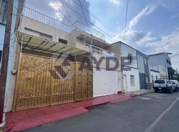 Casa de 8 habitaciones, Guadalajara · Casa Para Oficina en Renta en Colonia Americana