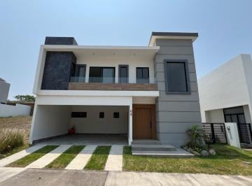 Casa · 276m² · 4 Recámaras · Casa en Venta en Punta Tiburón