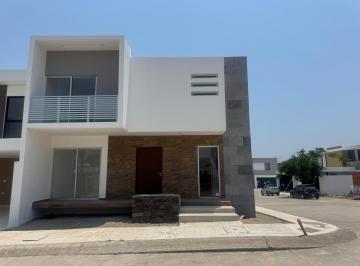 Casa · 188m² · 3 Recámaras · 2 Estacionamientos · Casa en Venta Lomas del Dorado Boca del Rio Veracruz