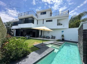 Casa en condominio · 360m² · 3 Recámaras · 2 Estacionamientos · Casa en Condominio en Fracc, Corinto, en Burgos Bugambilias, Temixco.