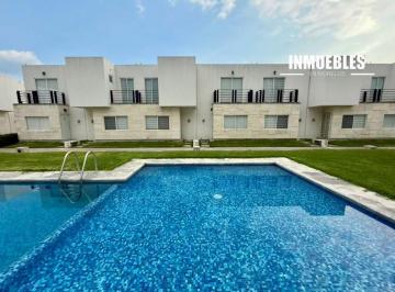Casa en condominio · 3 Recámaras · 2 Estacionamientos · PH - Yautepec Centro